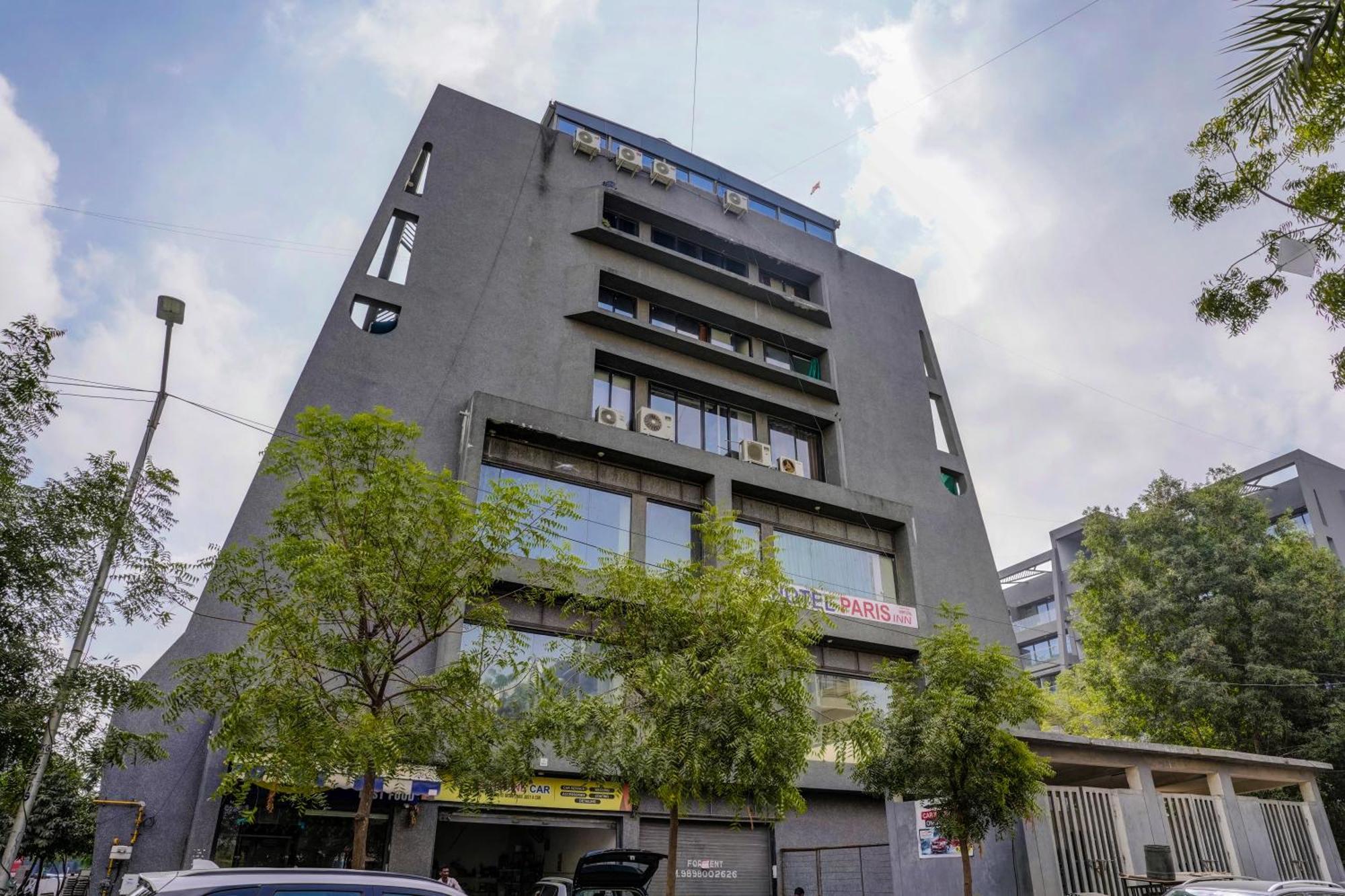 אחמדאבאד Hotel Paris Plaza מראה חיצוני תמונה